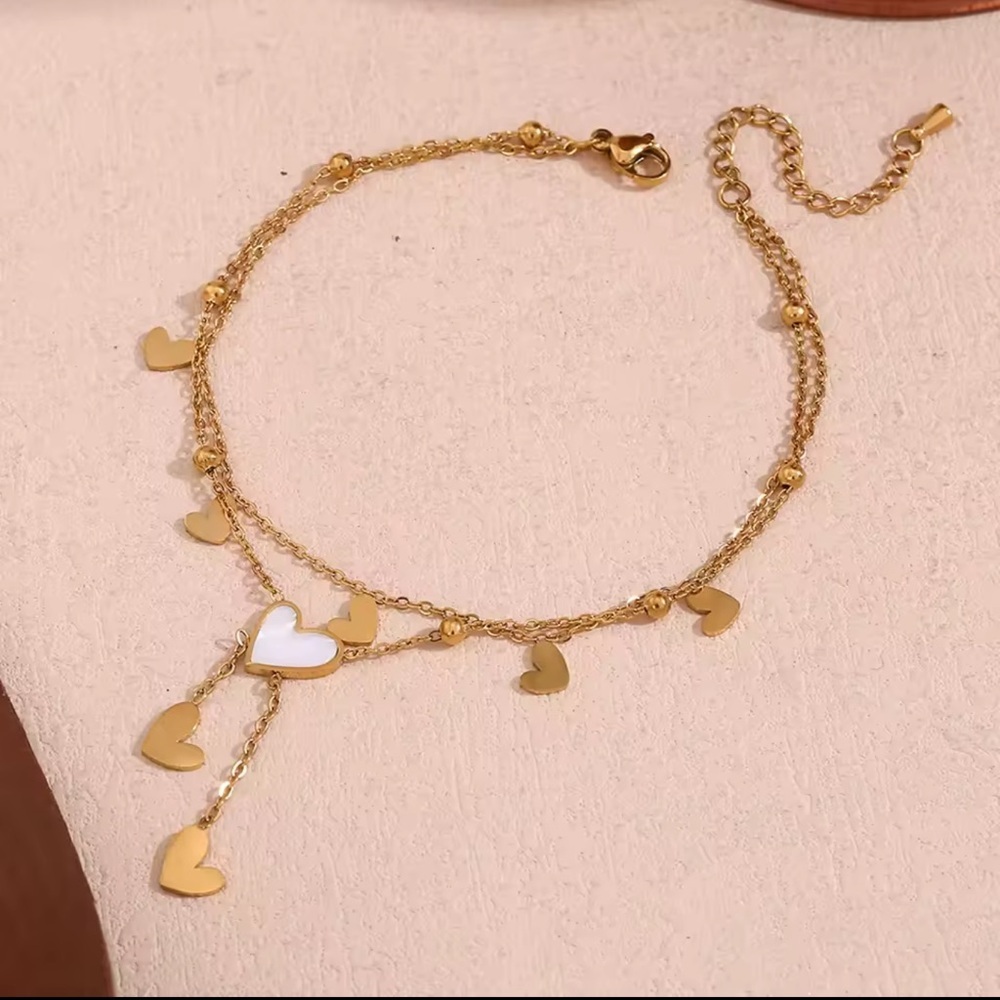 Heart-shaped White Beige Tassel Anklet Gold 18K

Stainless Steel Anklet - Picture 4 of 9